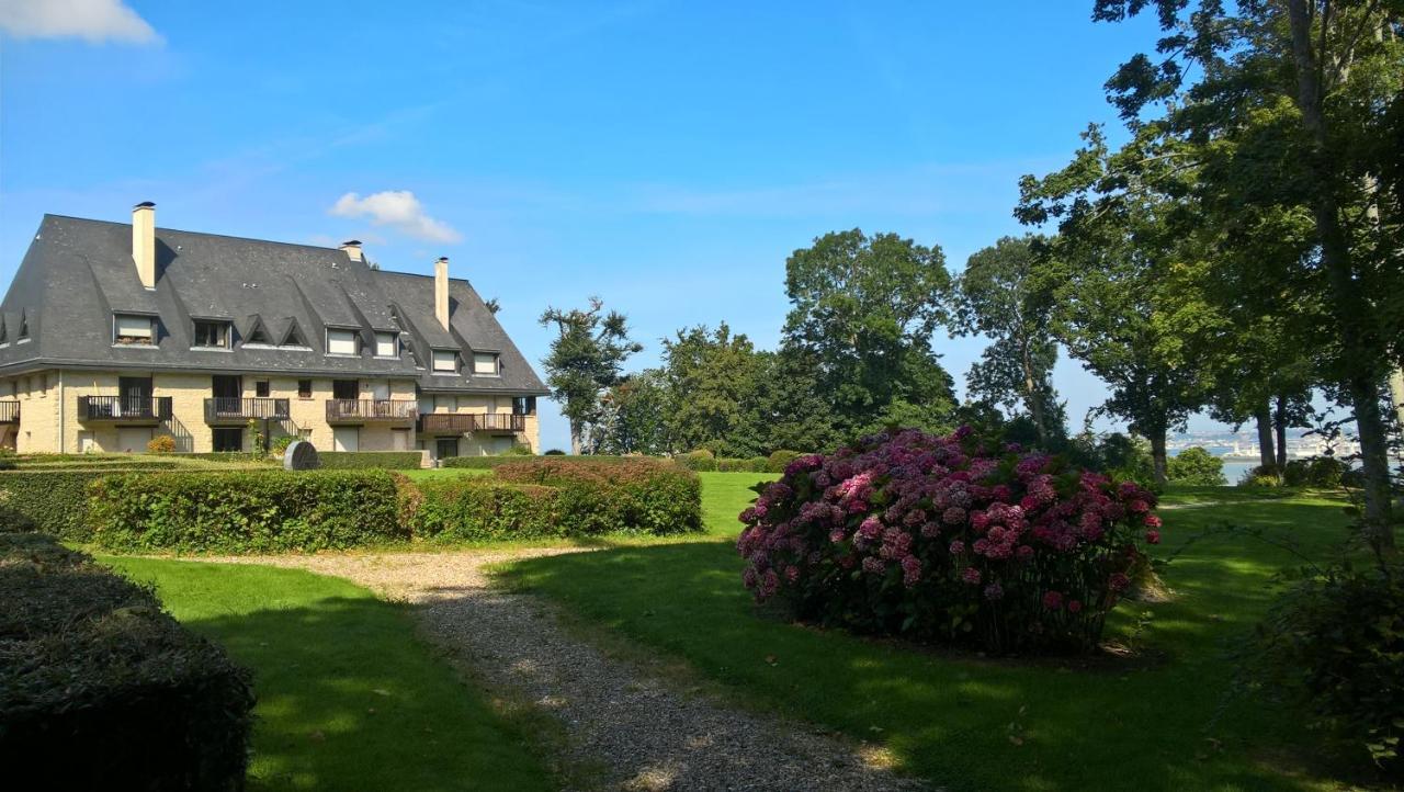 Appartement Le Louis Dort Au Calme Équemauville Exterior foto